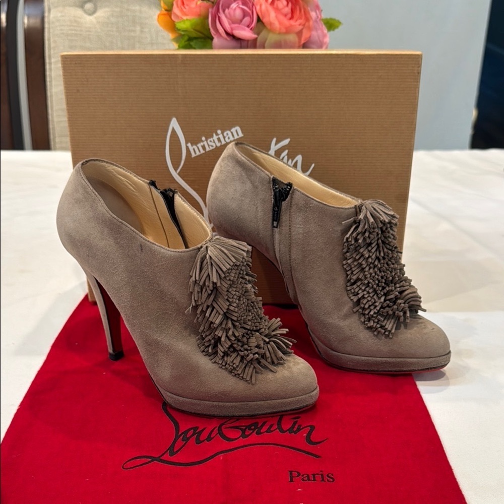 Authentic Christian Louboutin Women's Tan Suede Fringe Heels
